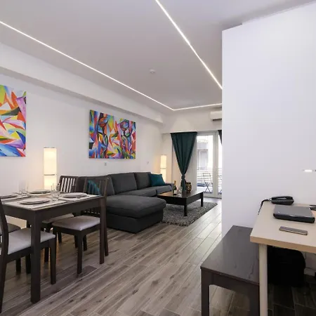 Central Elegance Apartment *