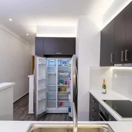 Central Elegance Apartment