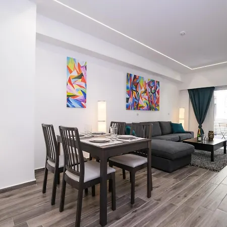 Central Elegance * Atene